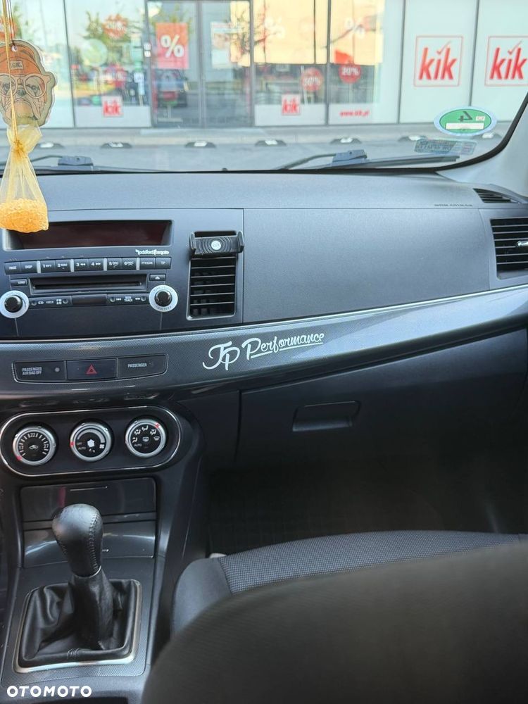 Mitsubishi Lancer 1.8 Intense - 25