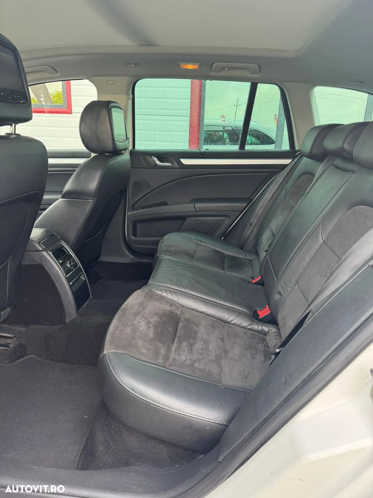 Skoda Superb 2.0 TDI Green tec 4x4 DSG Elegance - 6