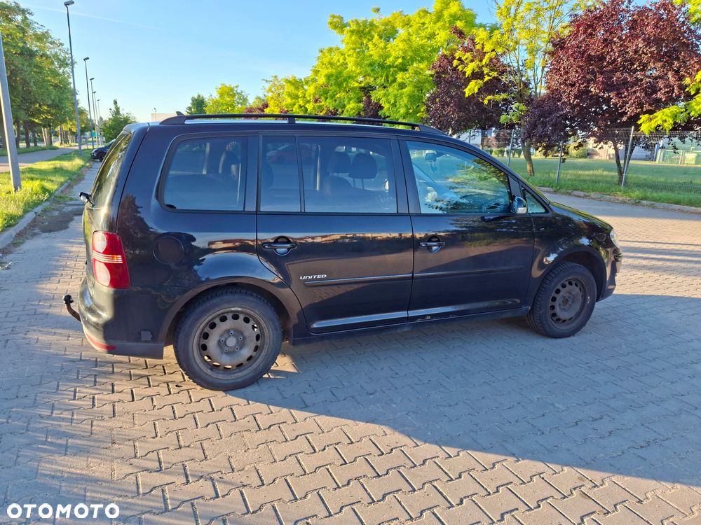 Volkswagen Touran 1.6 Trendline - 9