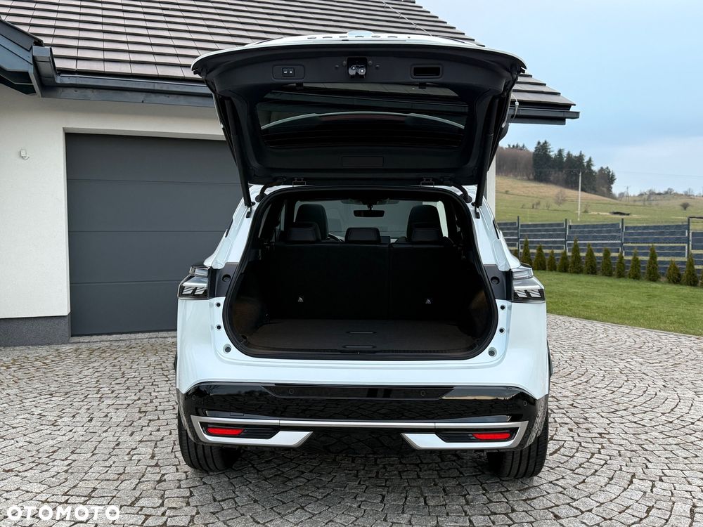 Nissan Qashqai 1.3 DIG-T MHEV Xtronic Tekna+ - 32