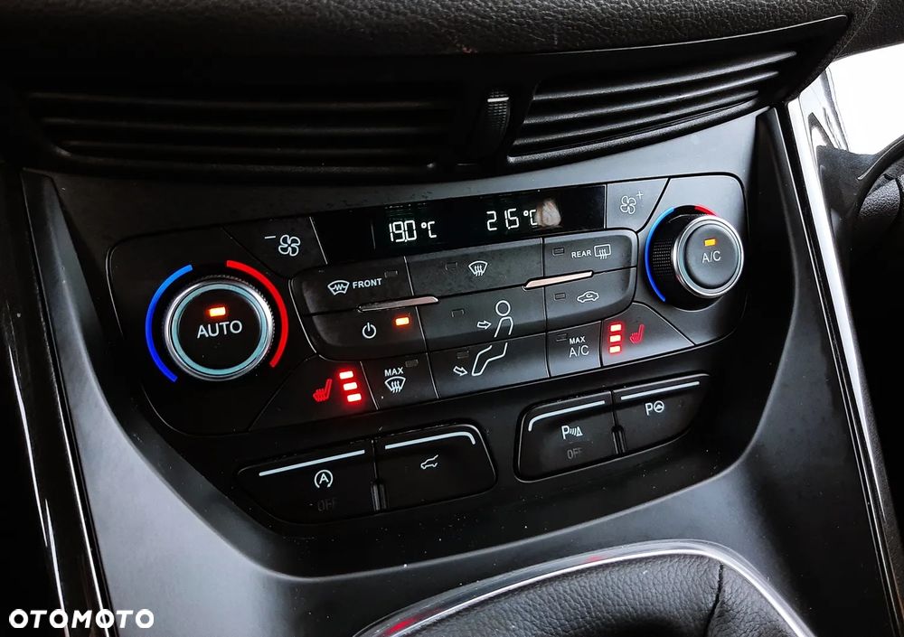 Ford Kuga 1.5 EcoBoost FWD ST-Line ASS - 38