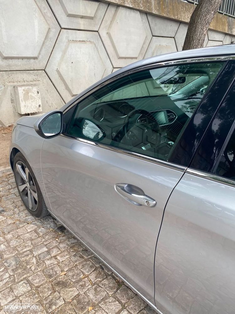 Peugeot 308 1.6 e-HDi Allure J17 — fotografia 10