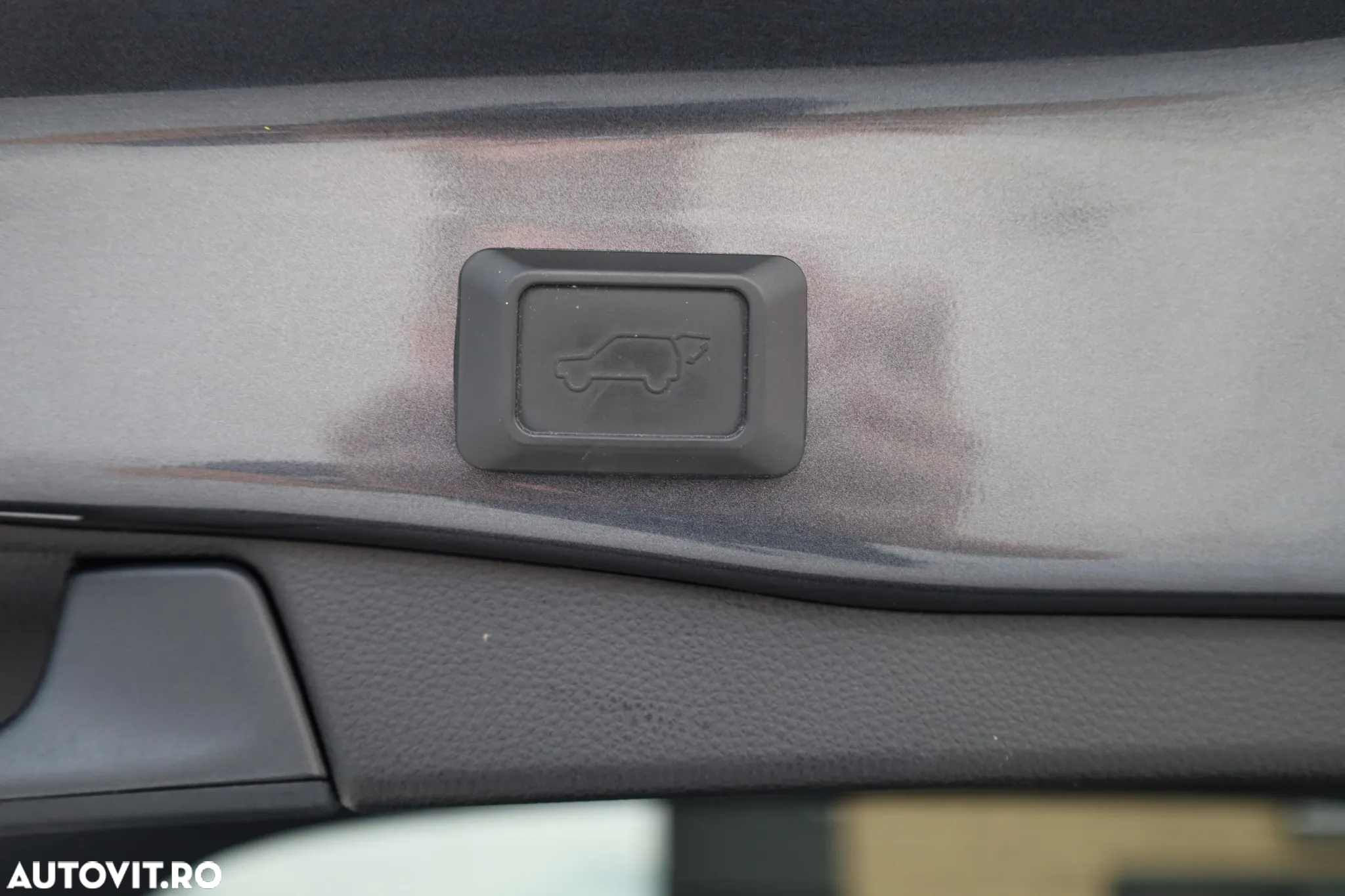 Toyota RAV4 2.5 4x2 Hybrid Style Selection - 24