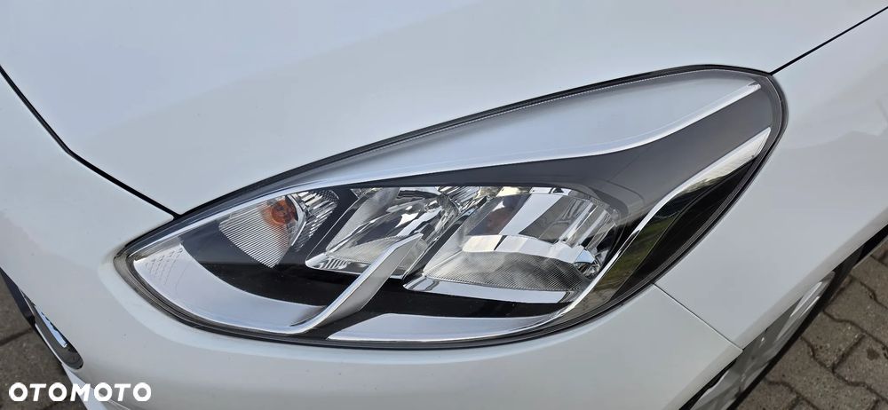 Ford Fiesta - 10