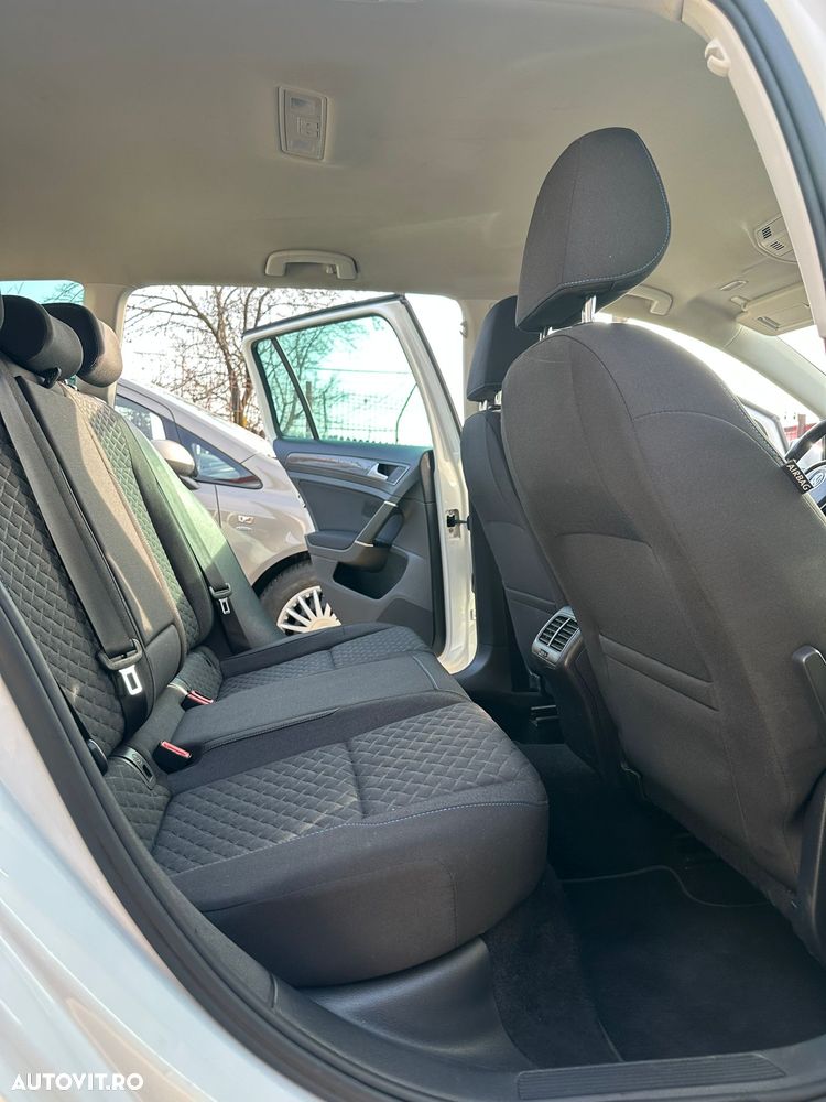 Volkswagen Golf 1.6 TDI SCR DSG Join - 14