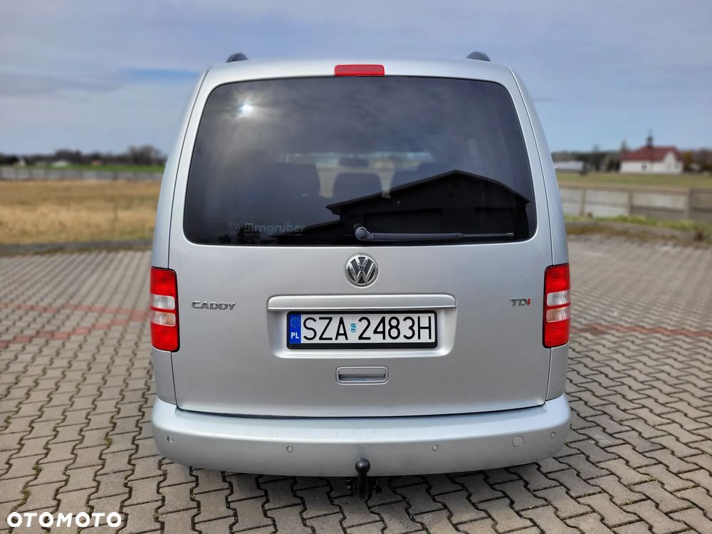 Volkswagen Caddy Highline DSG - 31