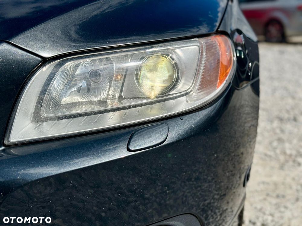 Volvo V70 2.5T Summum - 11