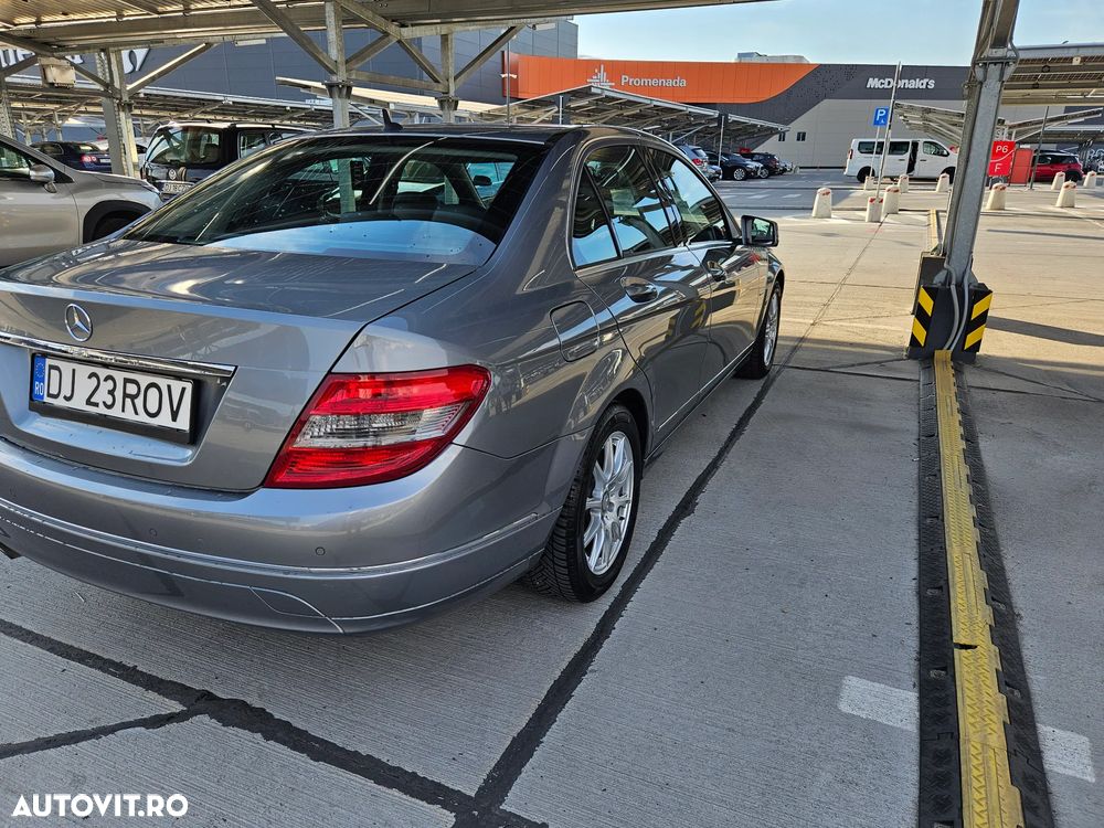Mercedes-Benz C - 12
