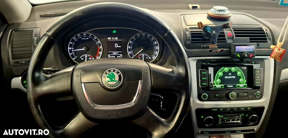 Skoda Octavia 1.6 TDI DPF Ambition - 12