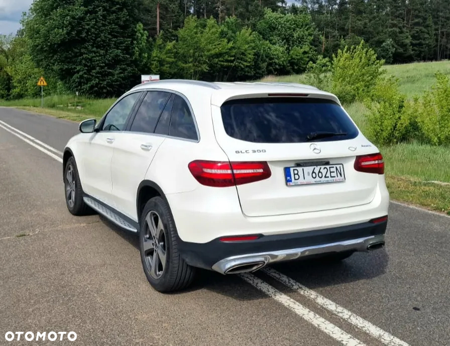 Mercedes-Benz GLC 300 4Matic 9G-TRONIC Exclusive - 7