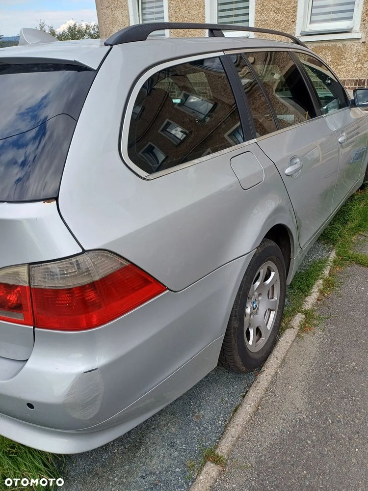 BMW 5 Series 2004 photo 3
