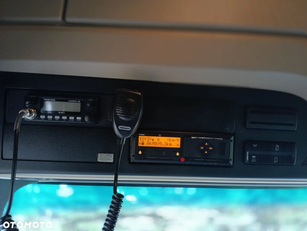 Mercedes-Benz ACTROS - 16