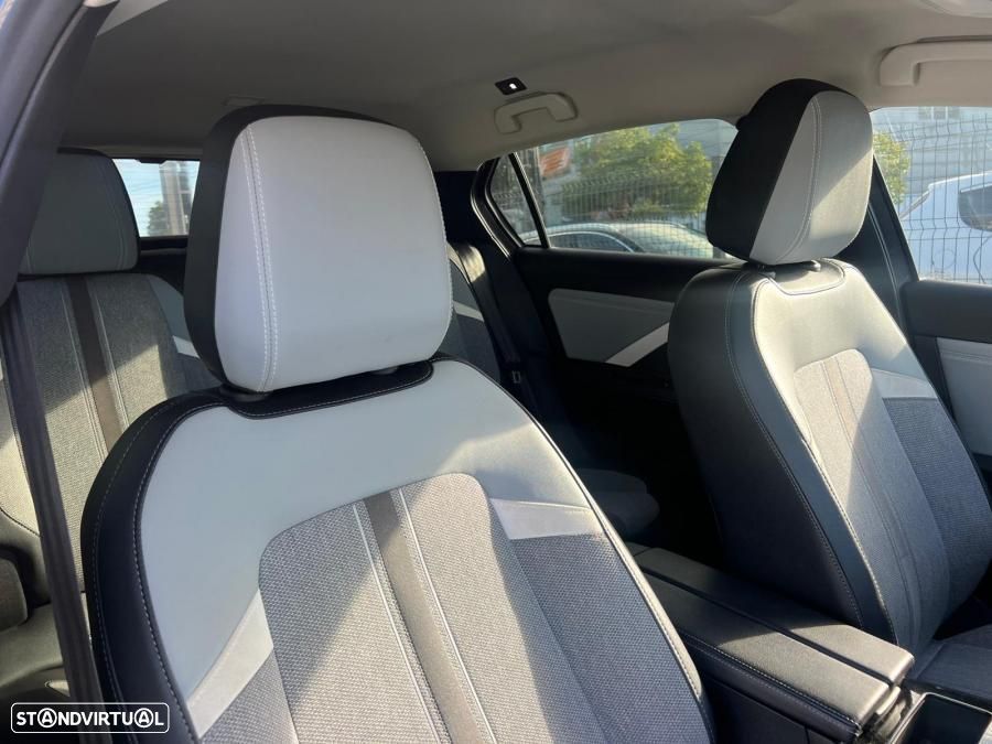 Opel Astra 1.6 T PHEV Business - 10