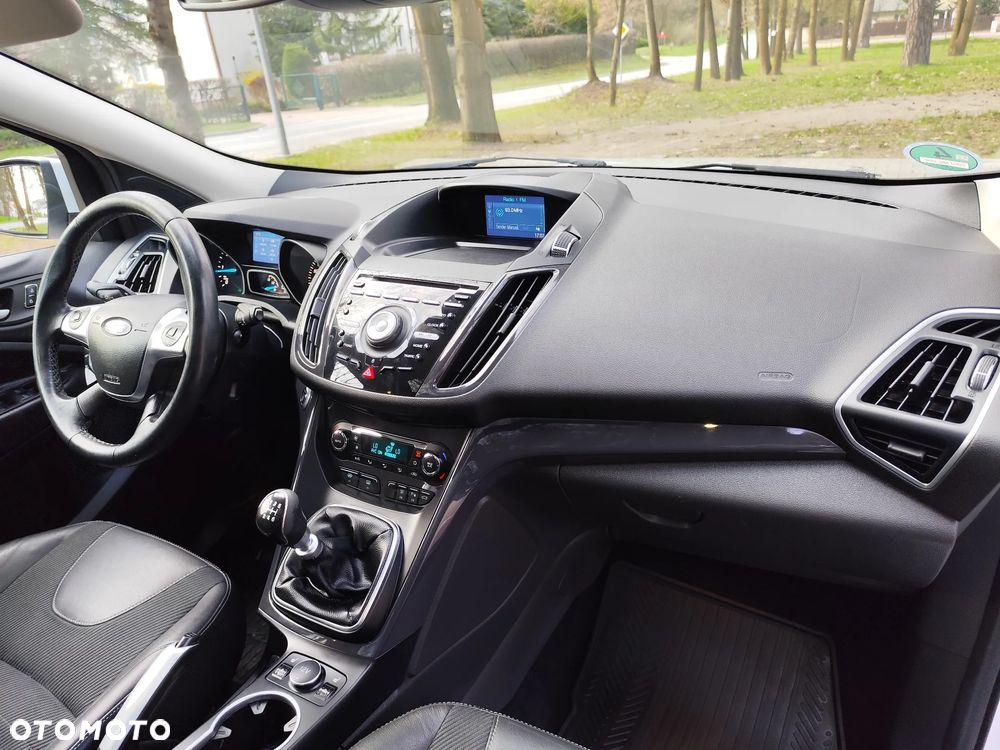 Ford Kuga 2.0 TDCi 4x4 Individual - 24