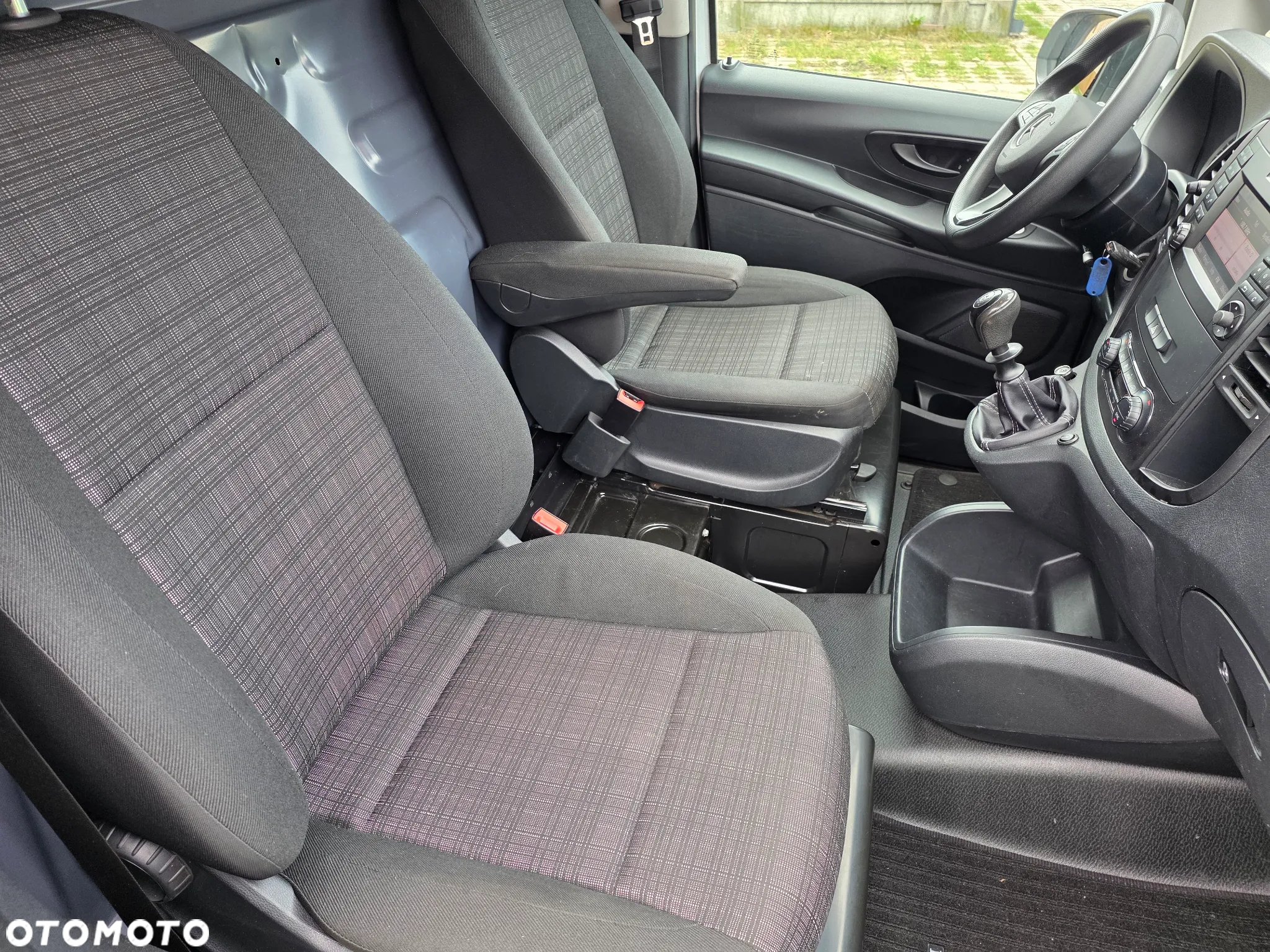 Mercedes-Benz Vito - 13