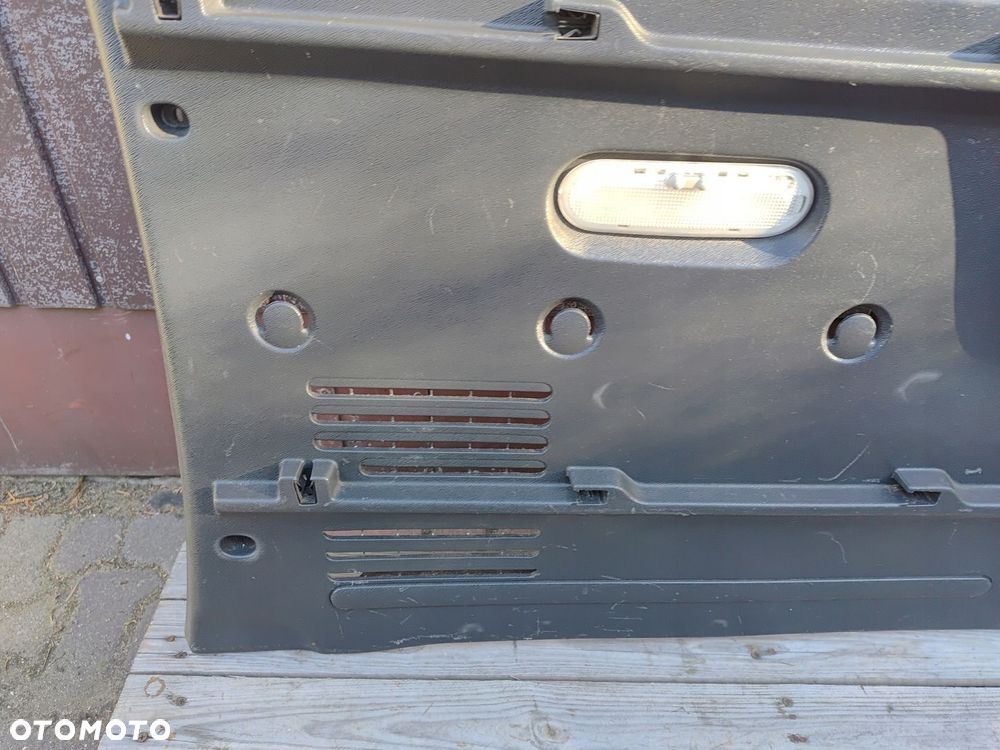 MERCEDES CITAN W415 BOCZEK BAGAŻNIKA LEWY TYŁ - 3