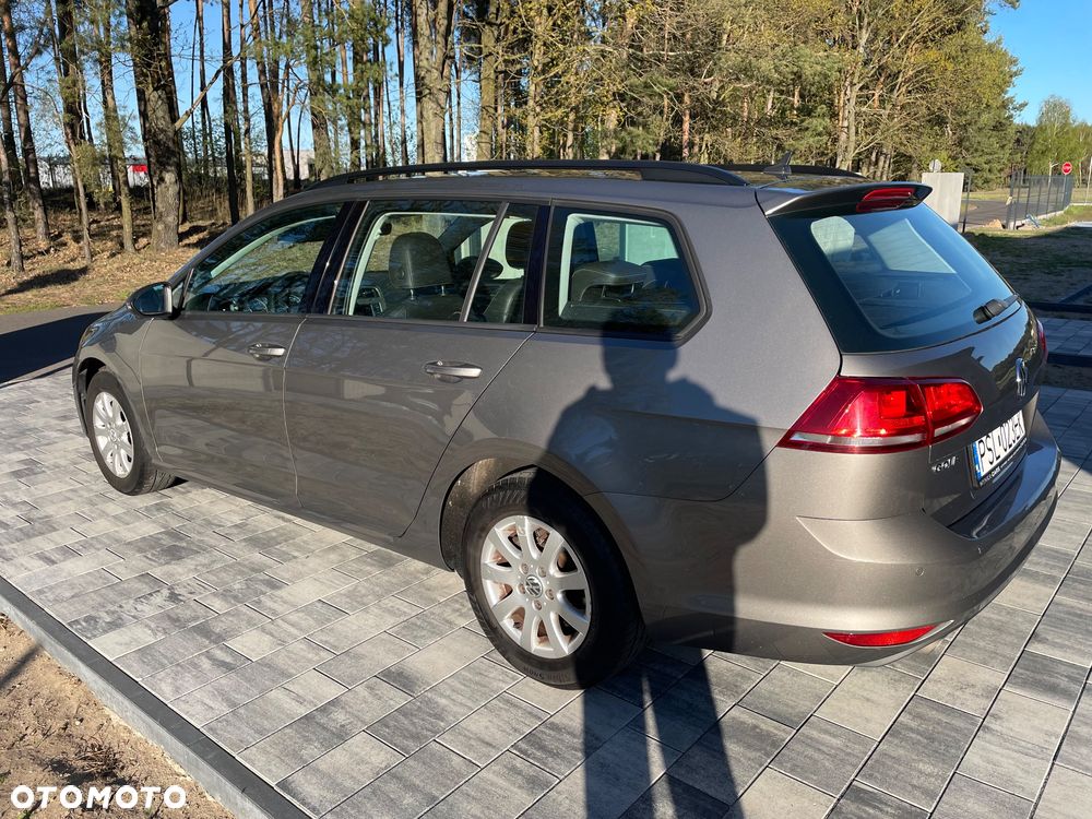 Volkswagen Golf 1.6 BlueTDI DSG Comfortline - 5