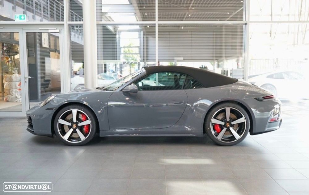Porsche 911 (992) Carrera S — photo 3