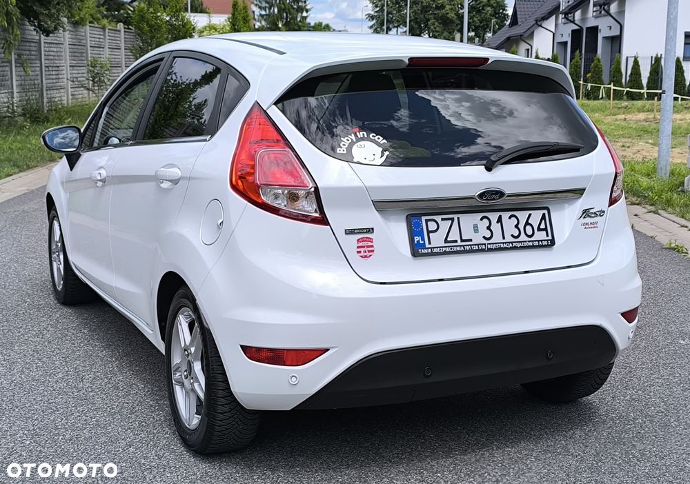 Ford Fiesta - 10