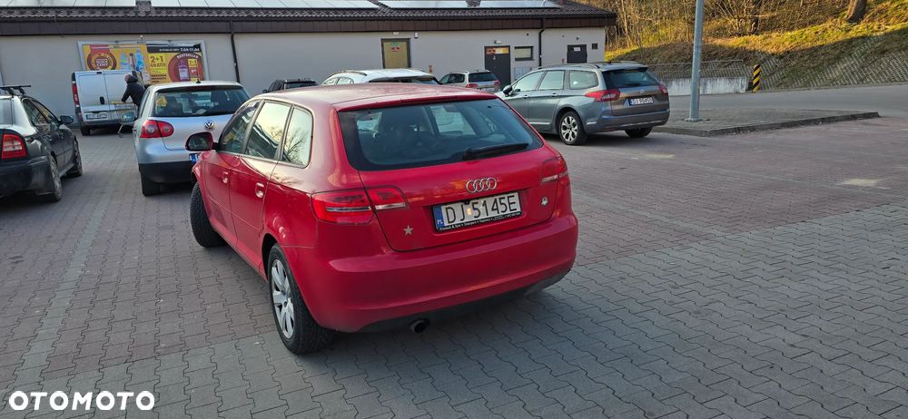 Audi A3 Sportback 2.0 TDI DPF Ambiente - 4