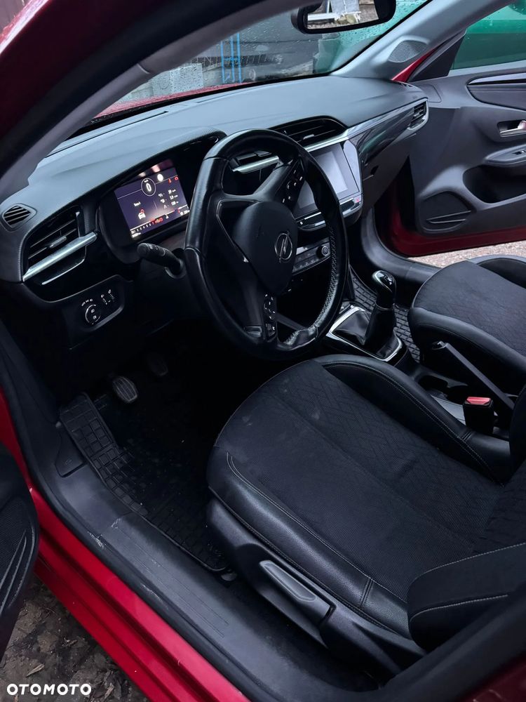 Opel Corsa 1.2 Elegance S&S - 24