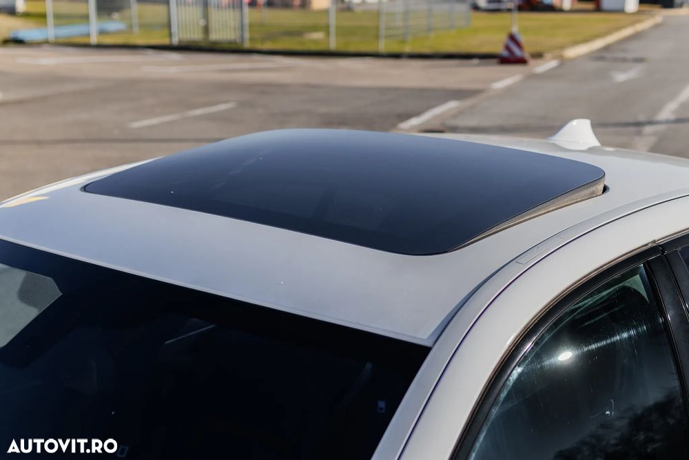 BMW Seria 5 535i Sport-Aut. - 8