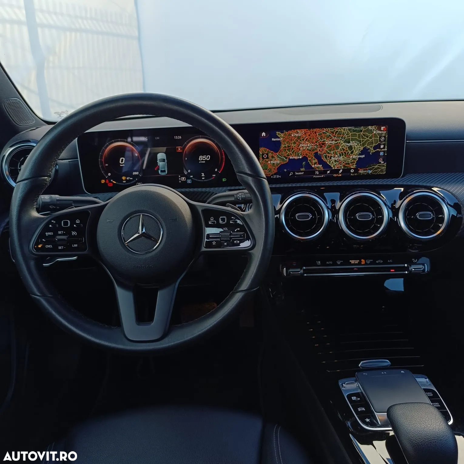 Mercedes-Benz A 180 d 7G-DCT - 28