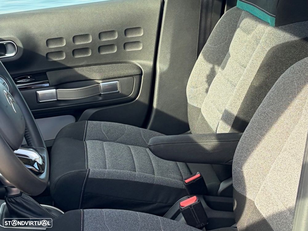 Citroën C3 1.2 PureTech Shine Pack EAT6 - 10