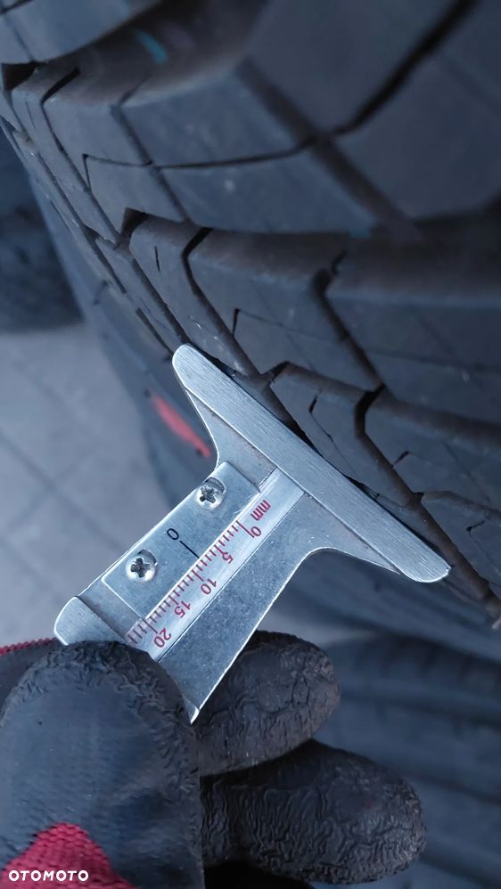 Komplet opon wielosezonowych Continental AllSeasonContact 185/65 R14 90T XL  M+S - 5