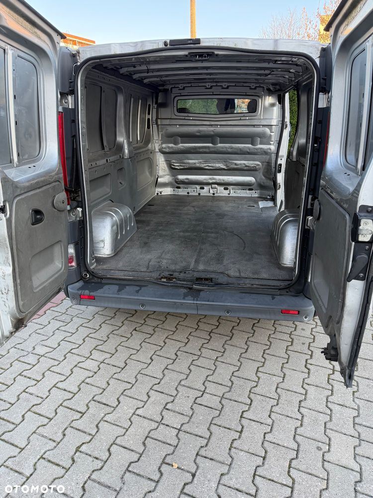 Renault Trafic - 13