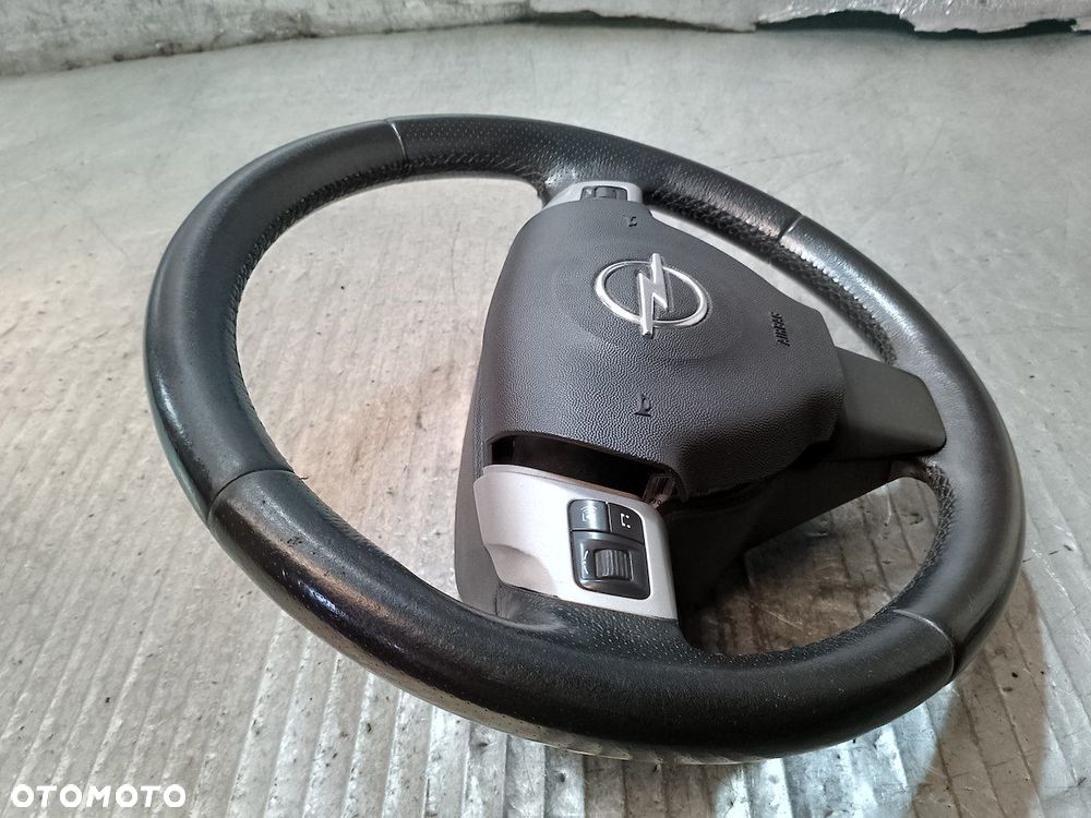KIEROWNICA Z PODUSZKĄ OPEL VECTRA C 13143136  13112816 - 3