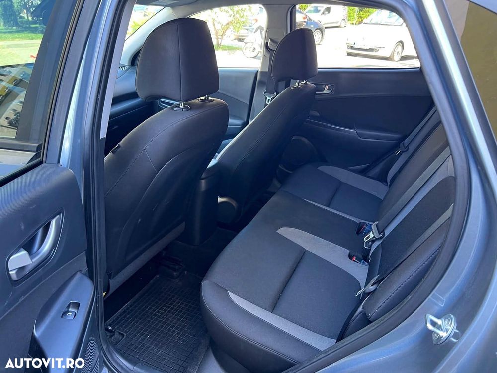 Hyundai KONA - 9
