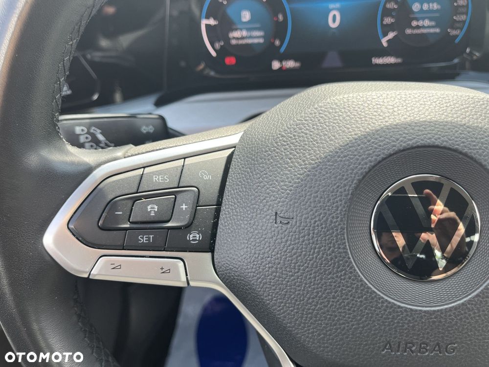 Volkswagen Golf VIII 2.0 TDI Life - 22