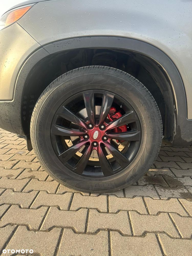 Kia Sorento - 9