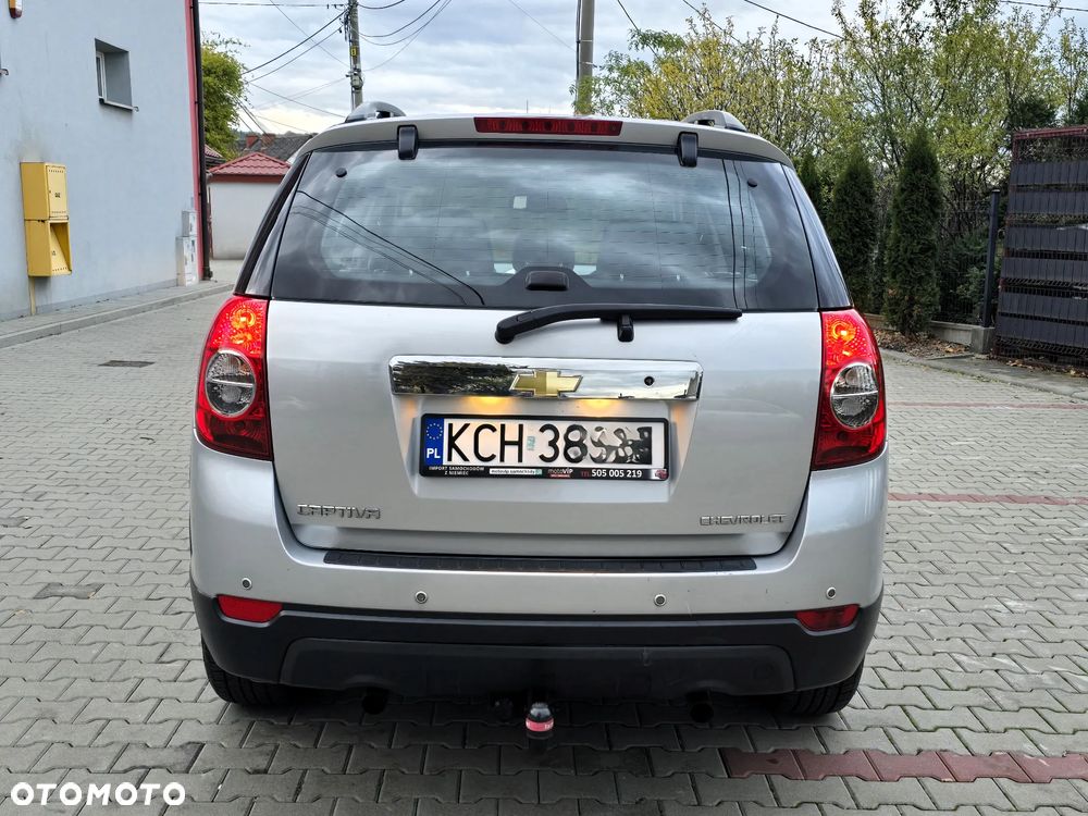 Chevrolet Captiva 2.4 4WD 7 Sitzer LT - 6