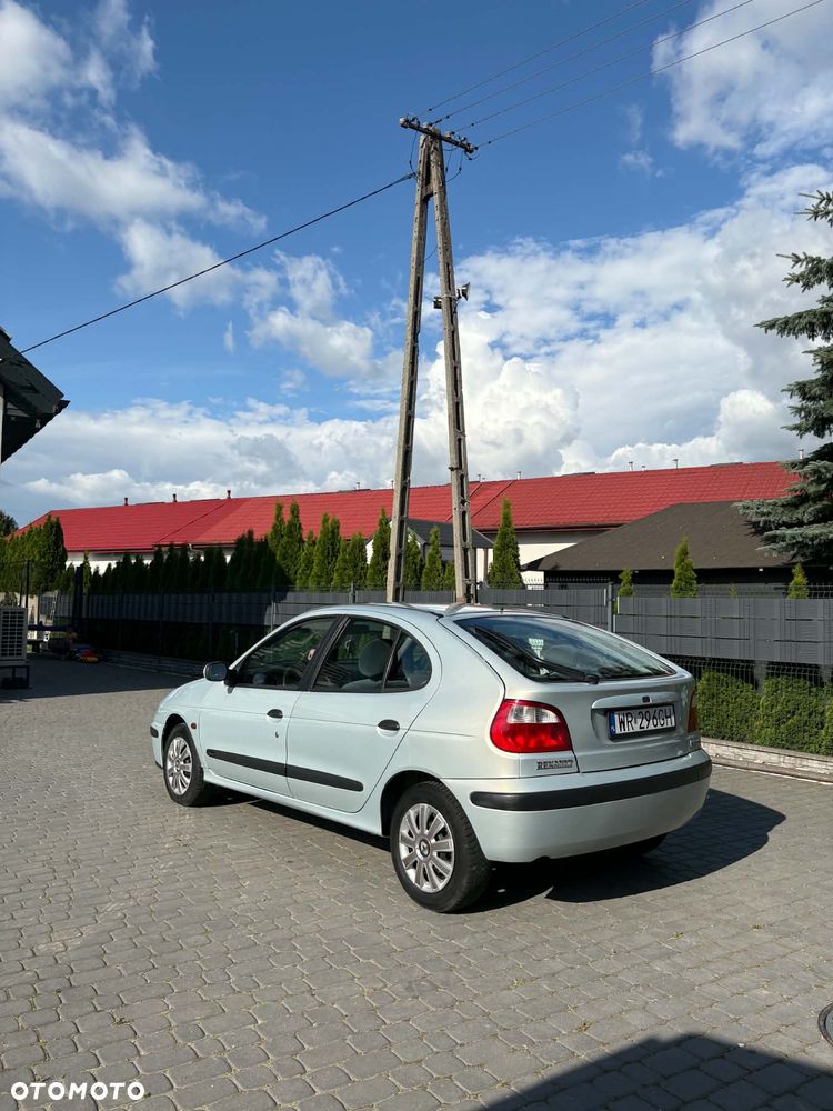 Renault Megane 1.4 16V Expression - 3