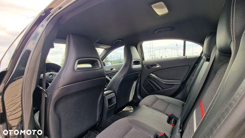 Mercedes-Benz Klasa A 180 CDI (BlueEFFICIENCY) Urban - 11