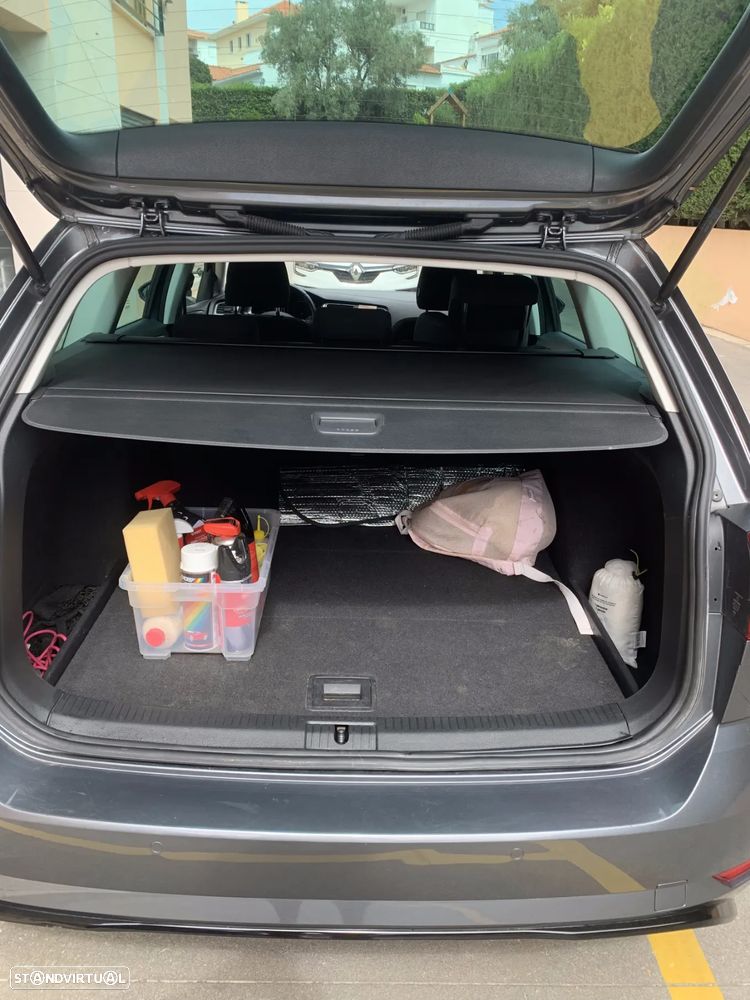 VW Golf Variant 1.6 TDi R-Line - 16