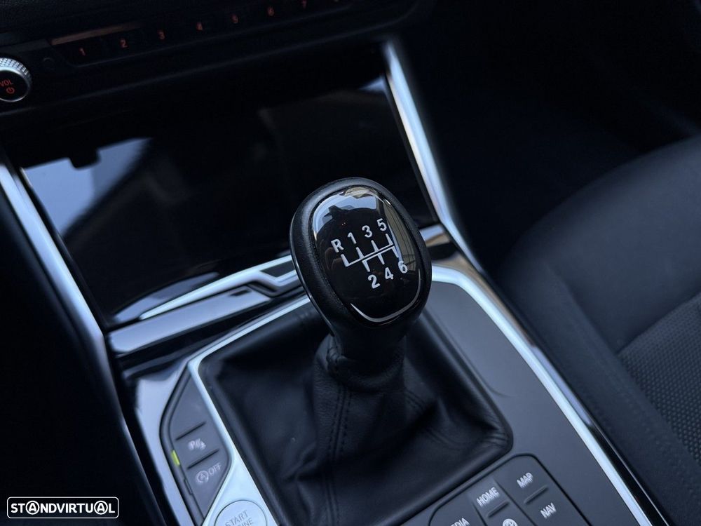 BMW 318 d Advantage - 35