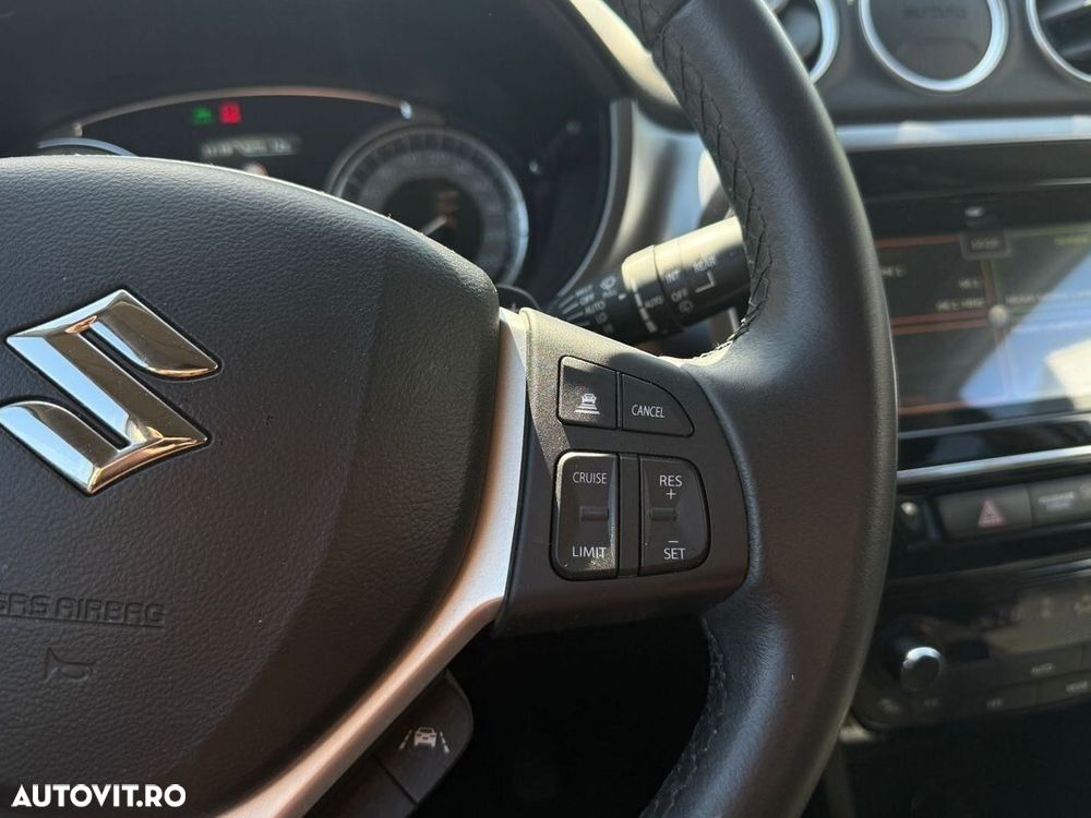 Suzuki Vitara 1.5 HEV Passion - 28