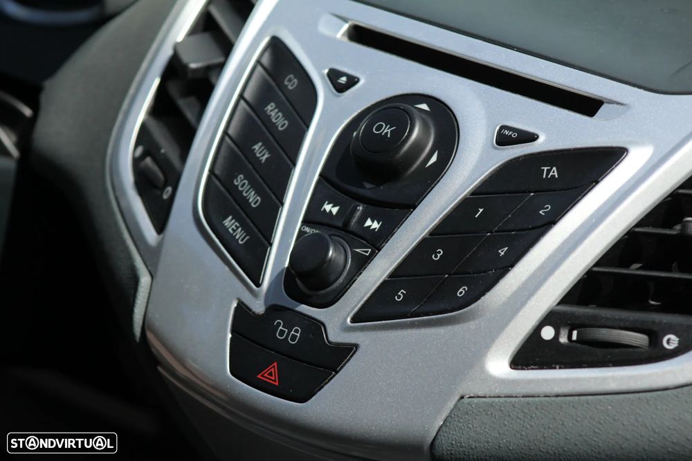 Ford Fiesta 1.25 Titanium 124g - 24