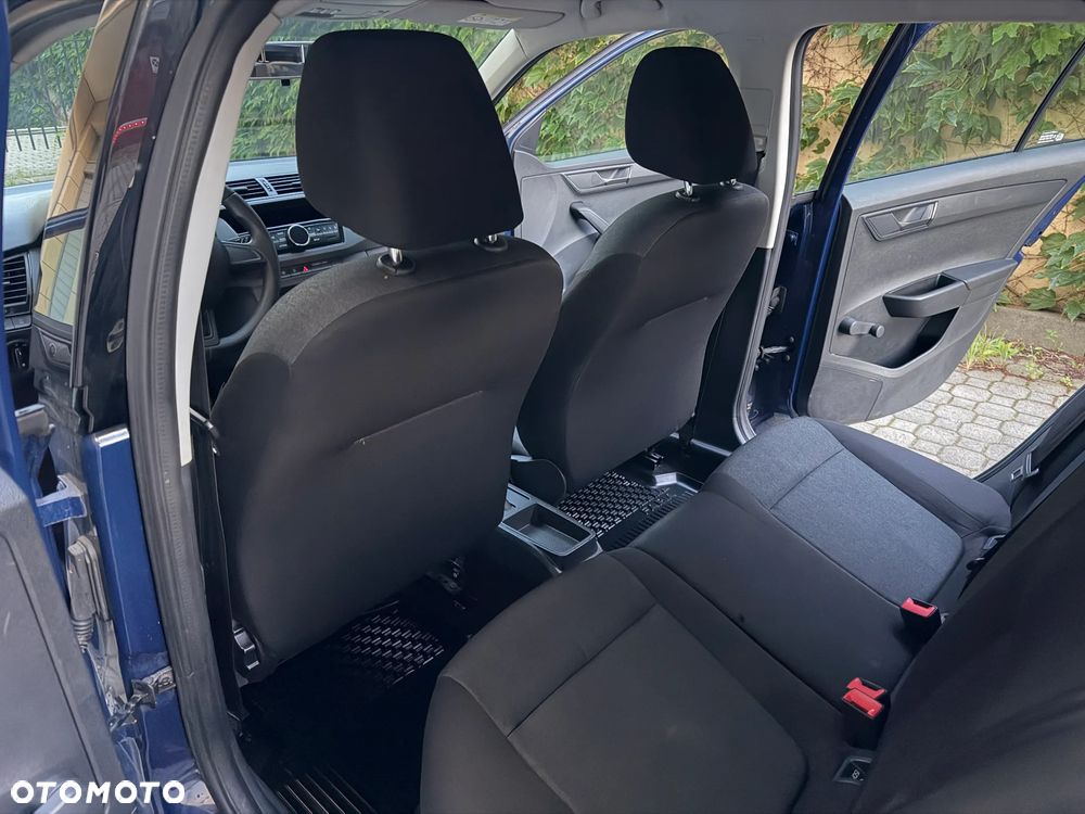 Skoda Fabia 1.2 TSI Active - 11