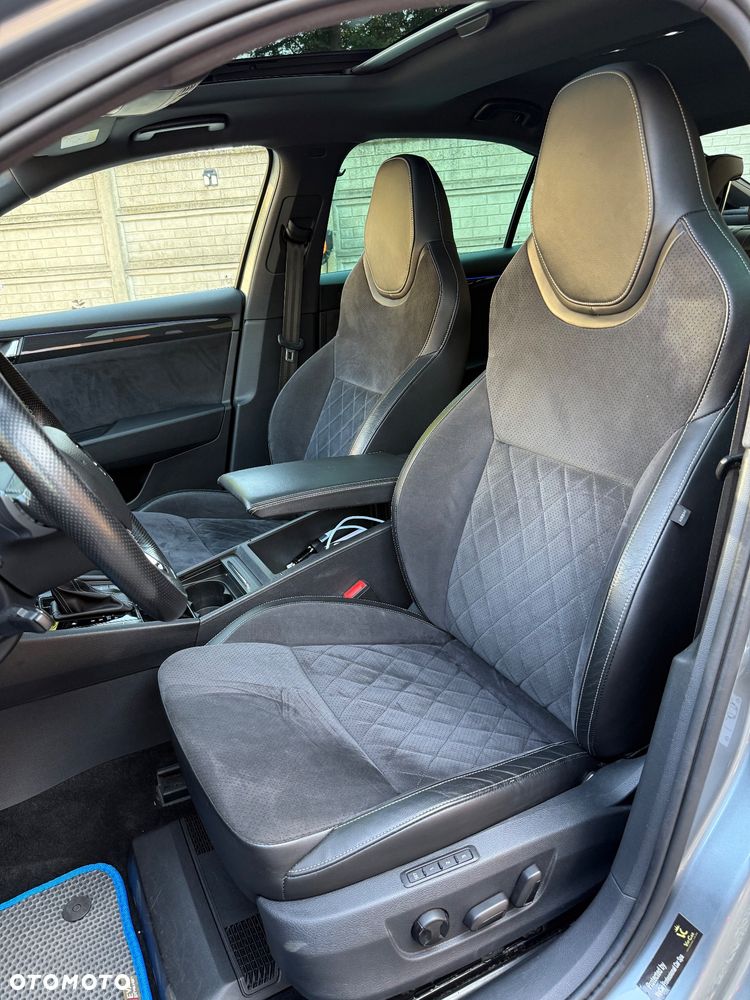 Skoda Superb 2.0 TDI SCR 4x4 Sportline DSG - 9