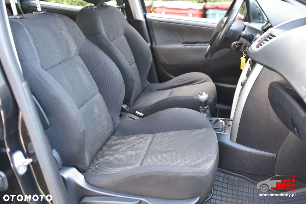 Peugeot 207 - 21