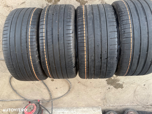 Vând set anvelope 275/35/21-315/30/21 Pirelli de vară ca noi