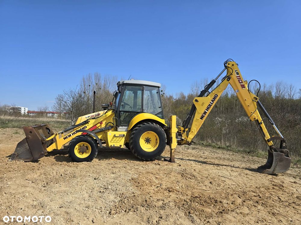 New Holland LB 110 B SALON POLSKA 1 WŁ WIDŁY - 8