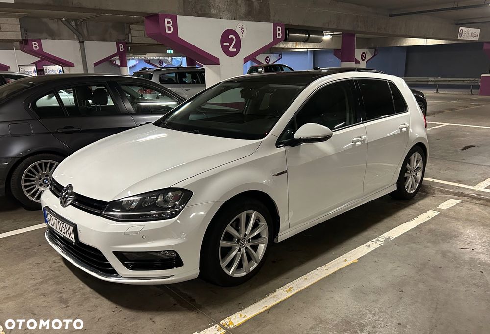 Volkswagen Golf - 5