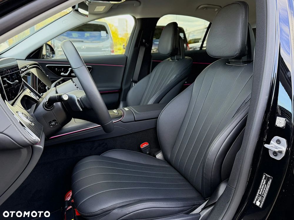 Mercedes-Benz Klasa E 200 mHEV 4-Matic Avantgarde 9G-Tronic - 16