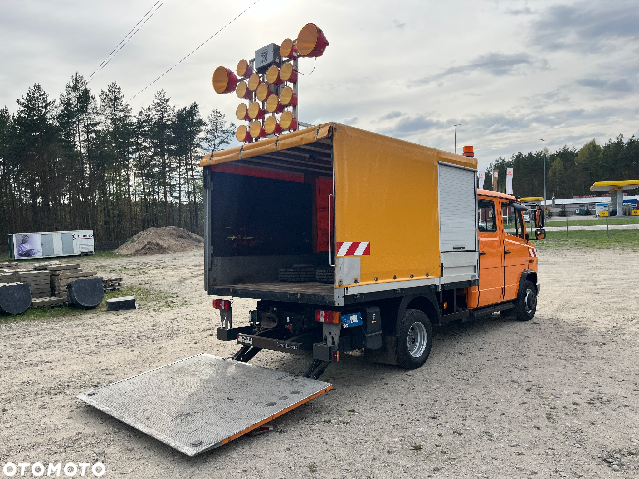 Mercedes-Benz Vario 816d - 12