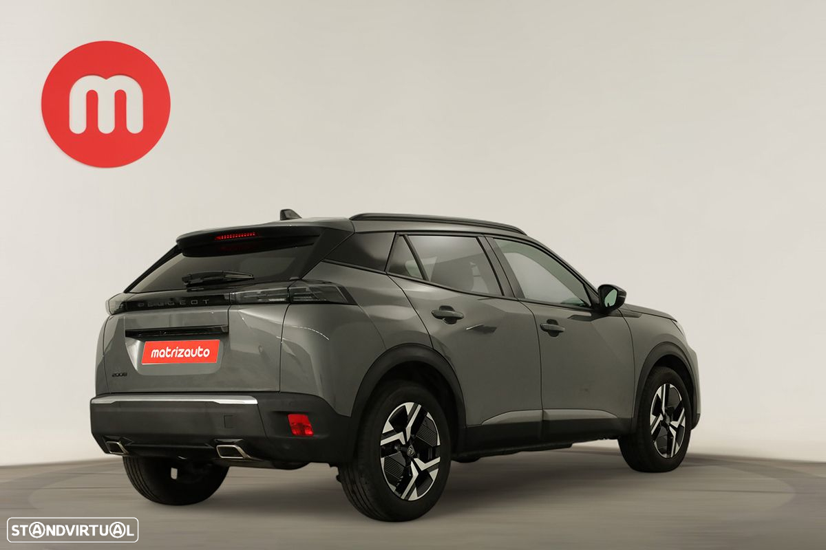Peugeot 2008 1.2 PureTech Allure EAT8 - 4
